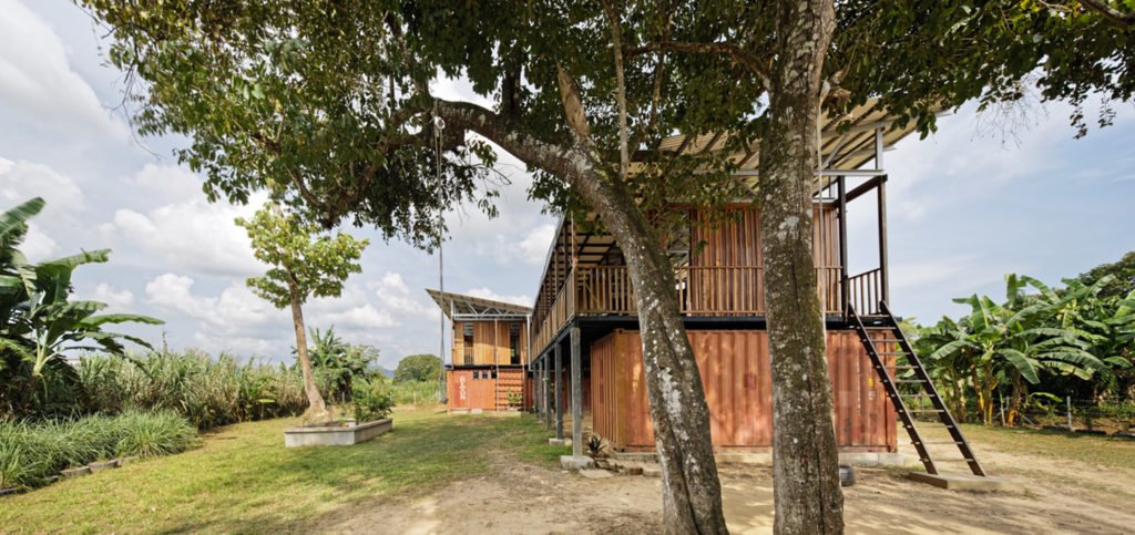 Etania green school between trees