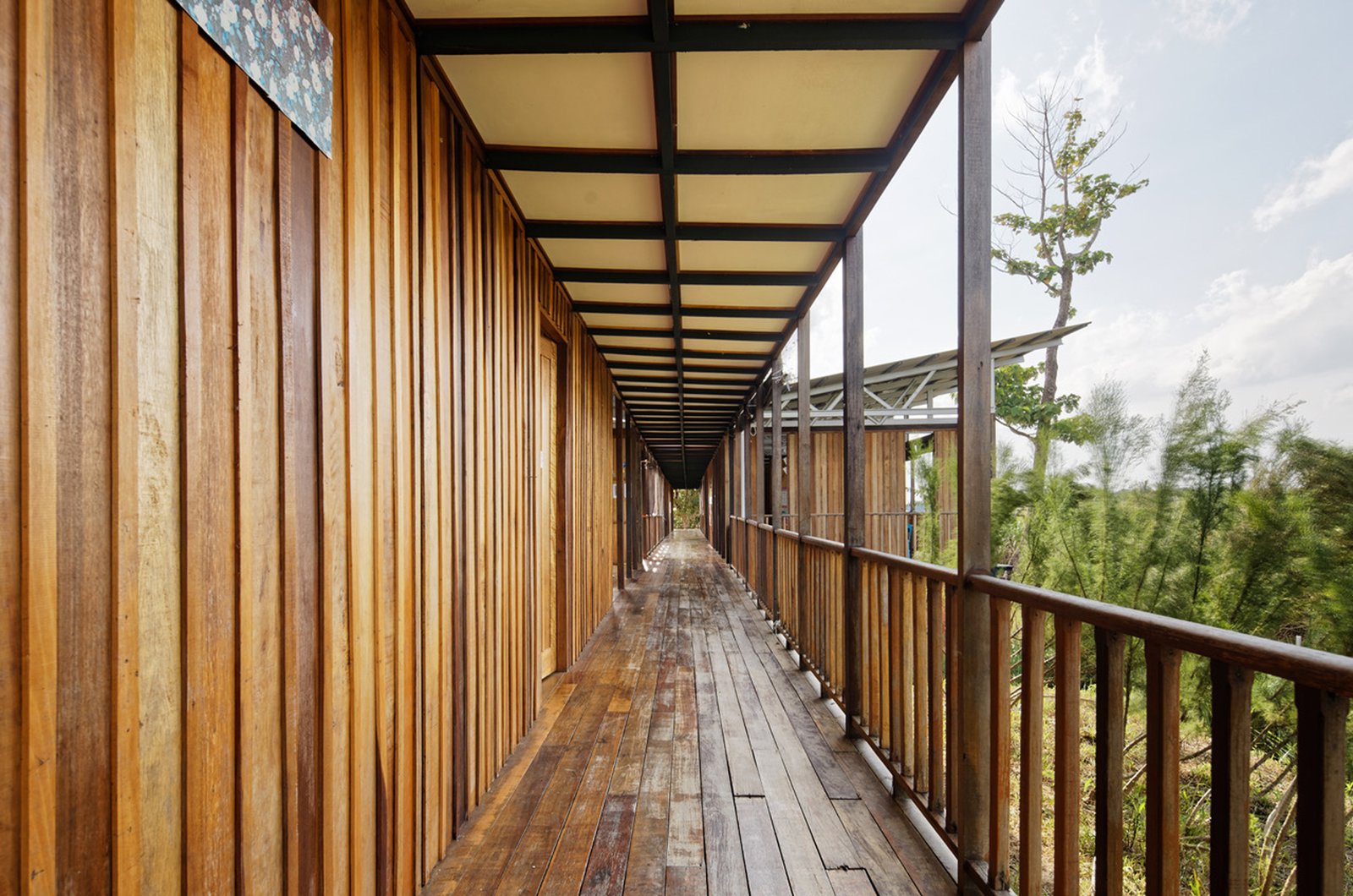 Etania Green School - Architecture BRIO verandah