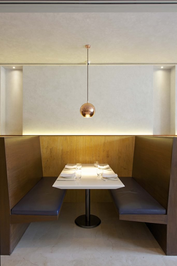 restaurant interior Otto infinito