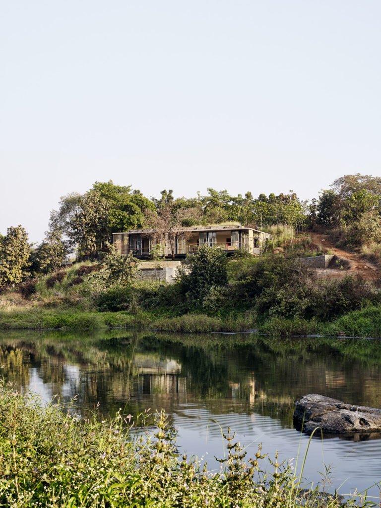 Riparian house in Karjat - weekend house on river from “the World’s Most Extraordinary Homes”